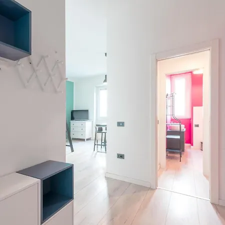 Guest Planet - Pretty Studio Dergano M3
