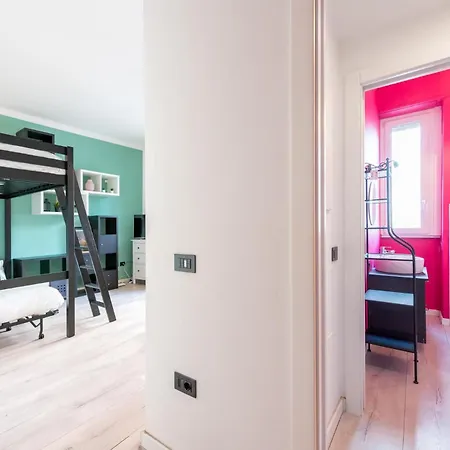 Guest Planet - Pretty Studio Dergano M3